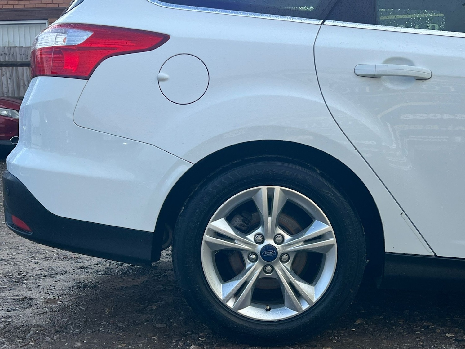 Used Ford Focus 2012 for sale - 76178132: Photo 9