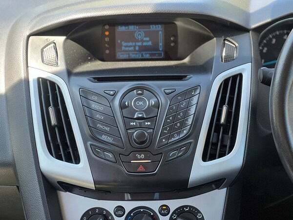 Used Ford Focus 2012 for sale - 75656359: Photo 16