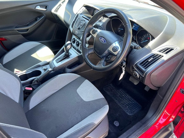 Used Ford Focus 2012 for sale - 75656359: Photo 9