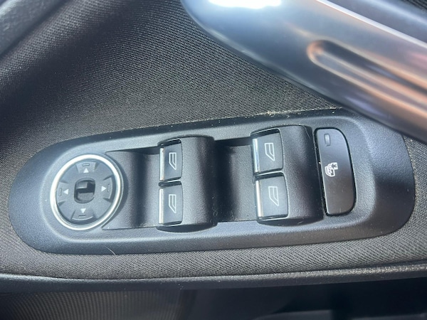 Used Ford Galaxy 2013 for sale - 75604102: Photo 42