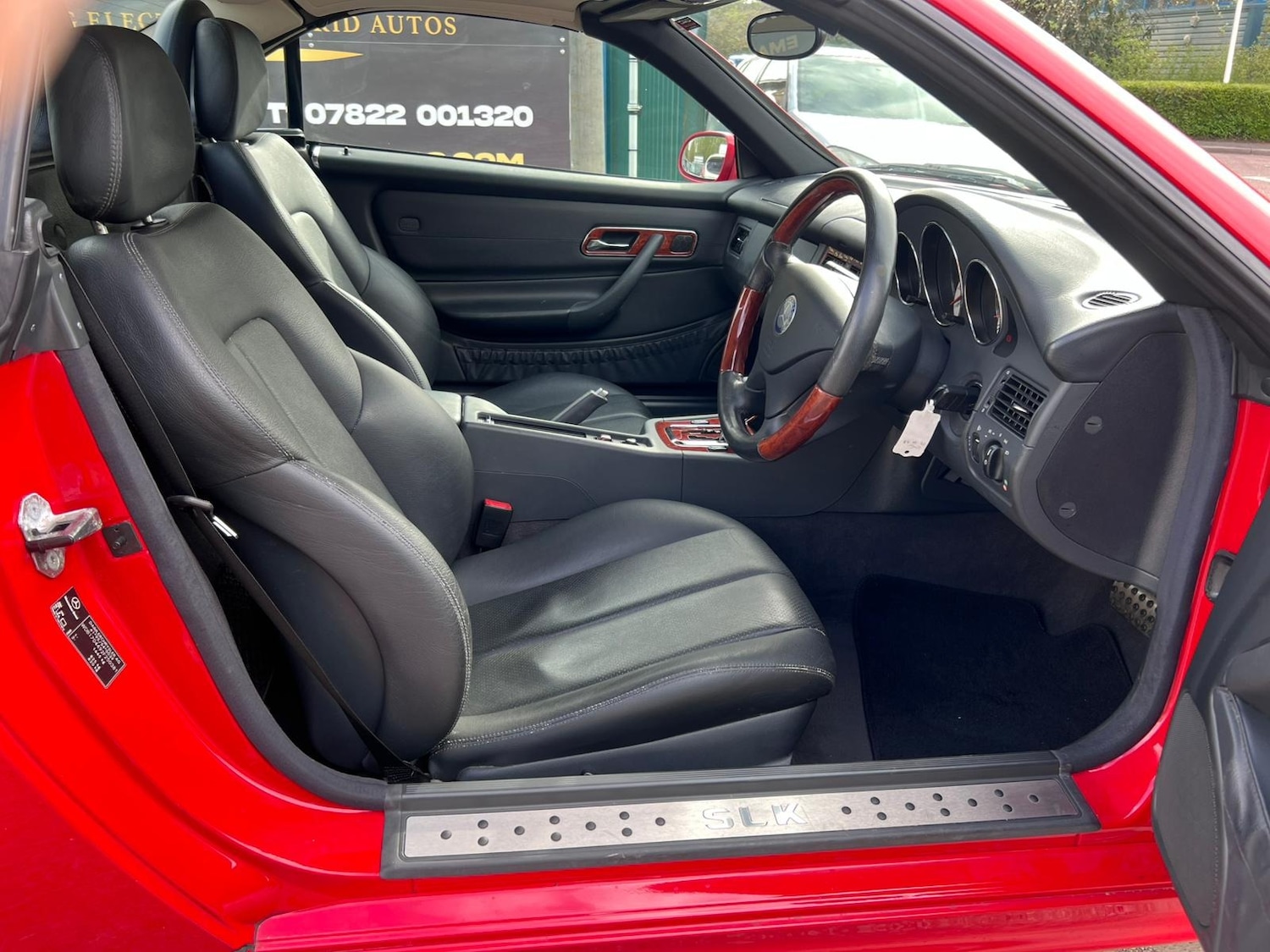 Used Mercedes-Benz SLK 2001 for sale - 78183180: Photo 17