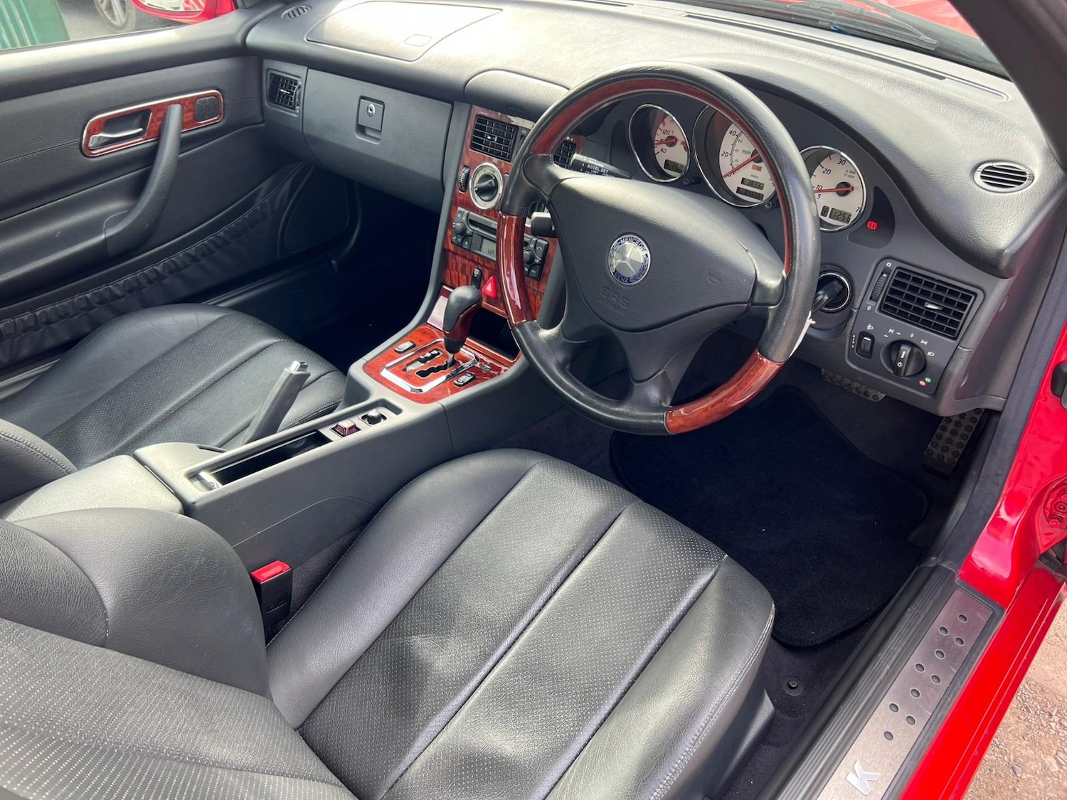 Used Mercedes-Benz SLK 2001 for sale - 78183180: Photo 18