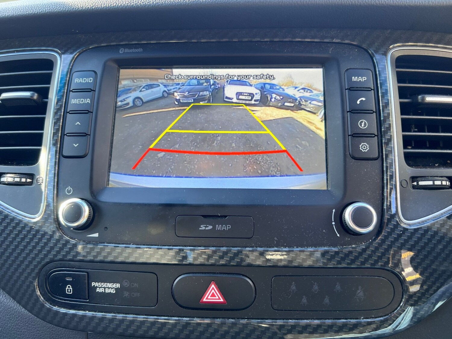 Used Kia Carens 2017 for sale - 78105040: Photo 19