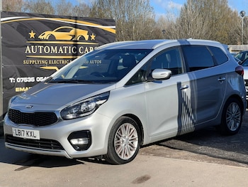 Used Kia Carens 2017 for sale - 78105040: Photo