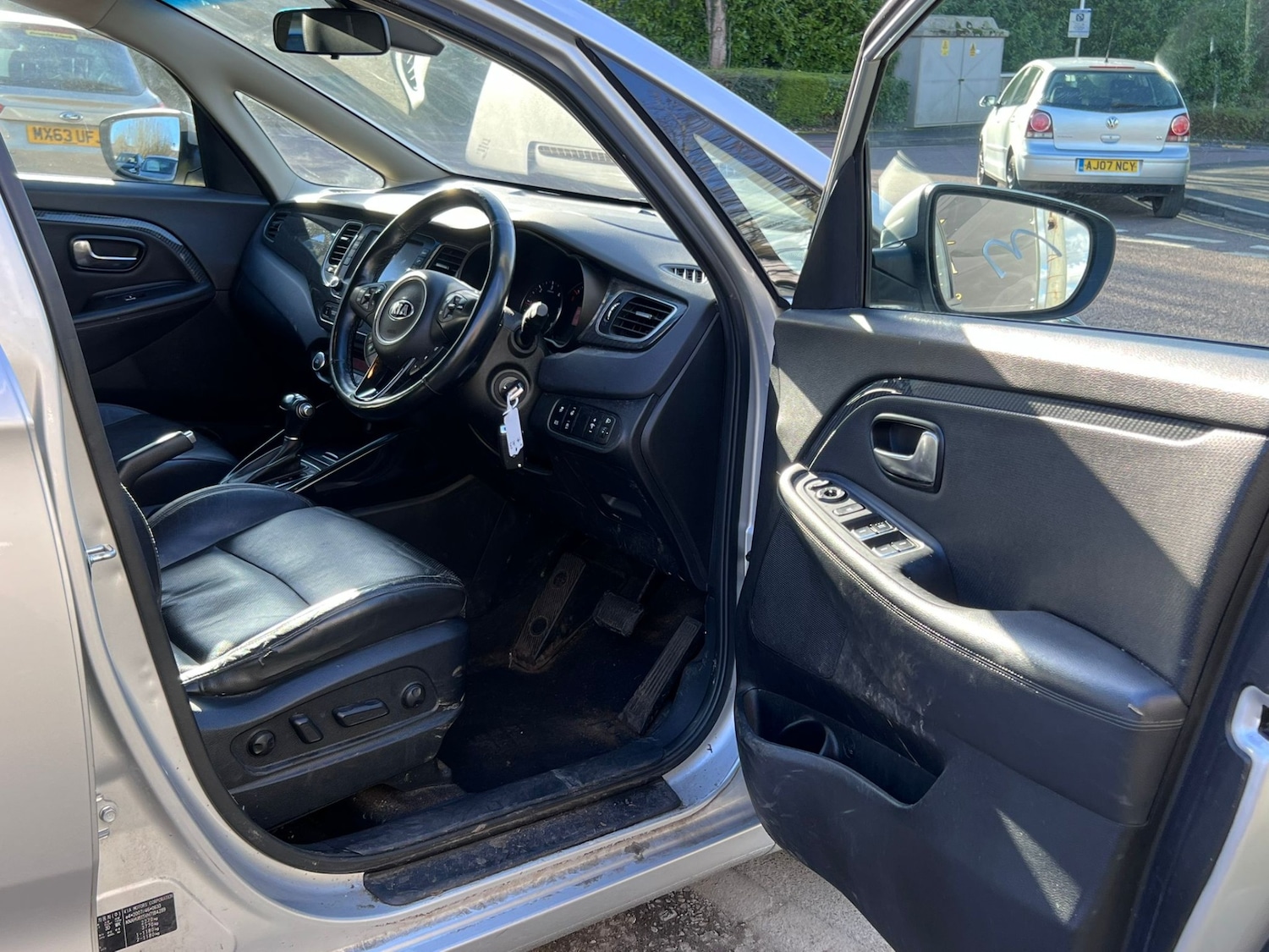 Used Kia Carens 2017 for sale - 78105040: Photo 7