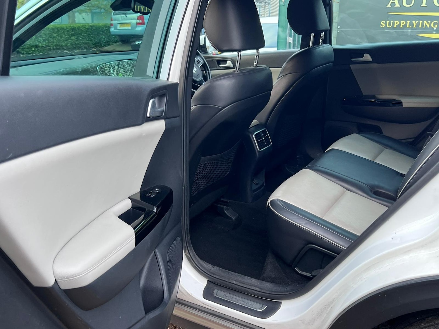 Used Kia Sportage 2016 for sale - 76580318: Photo 9