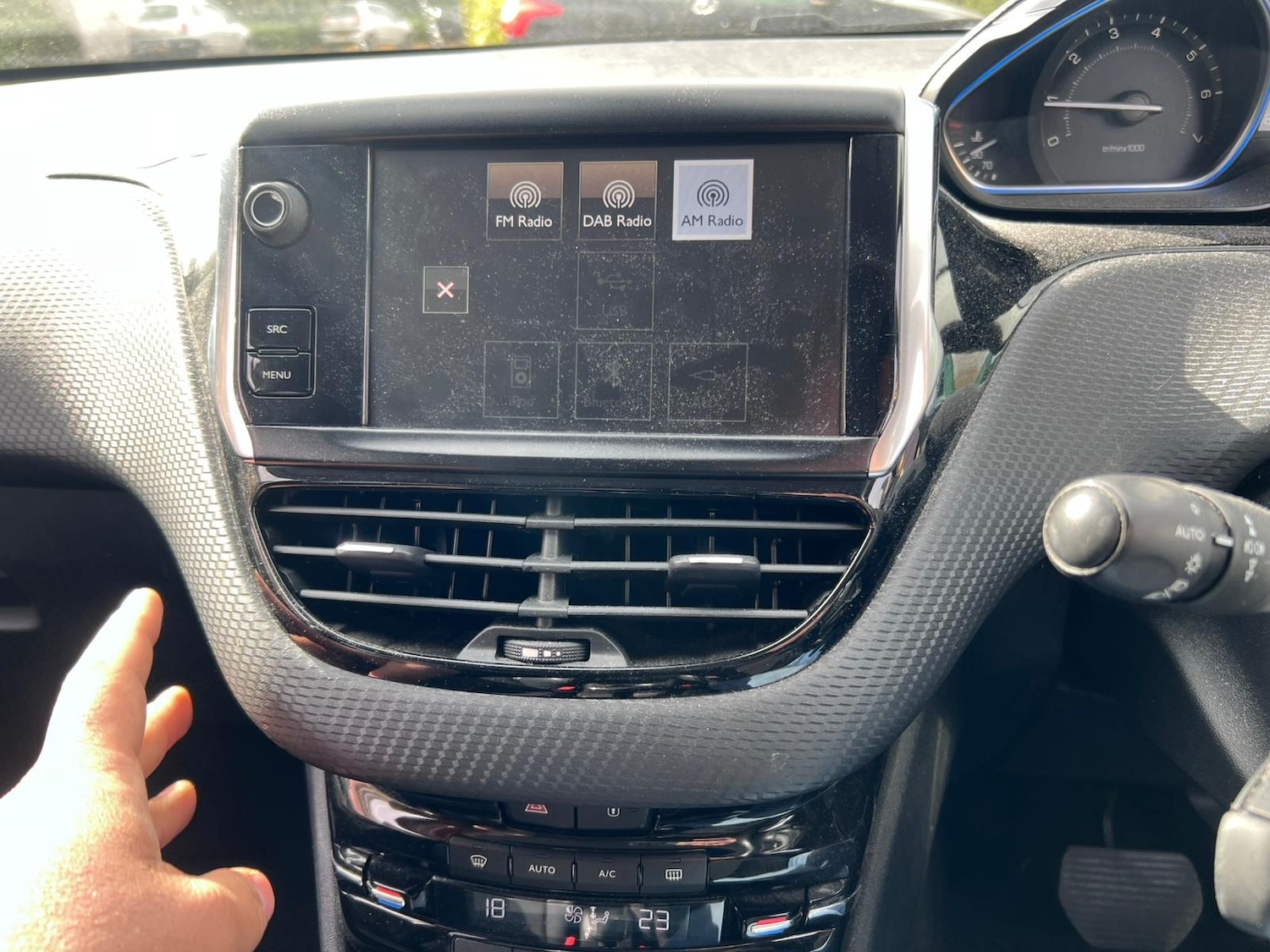 Used Peugeot 2008 2014 for sale - 78183176: Photo 19