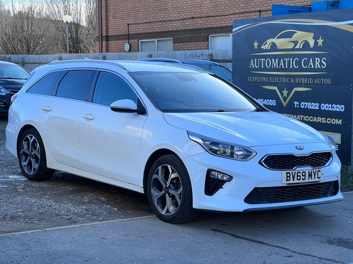 Used Kia Ceed 2019 for sale - 76638052: Photo 1