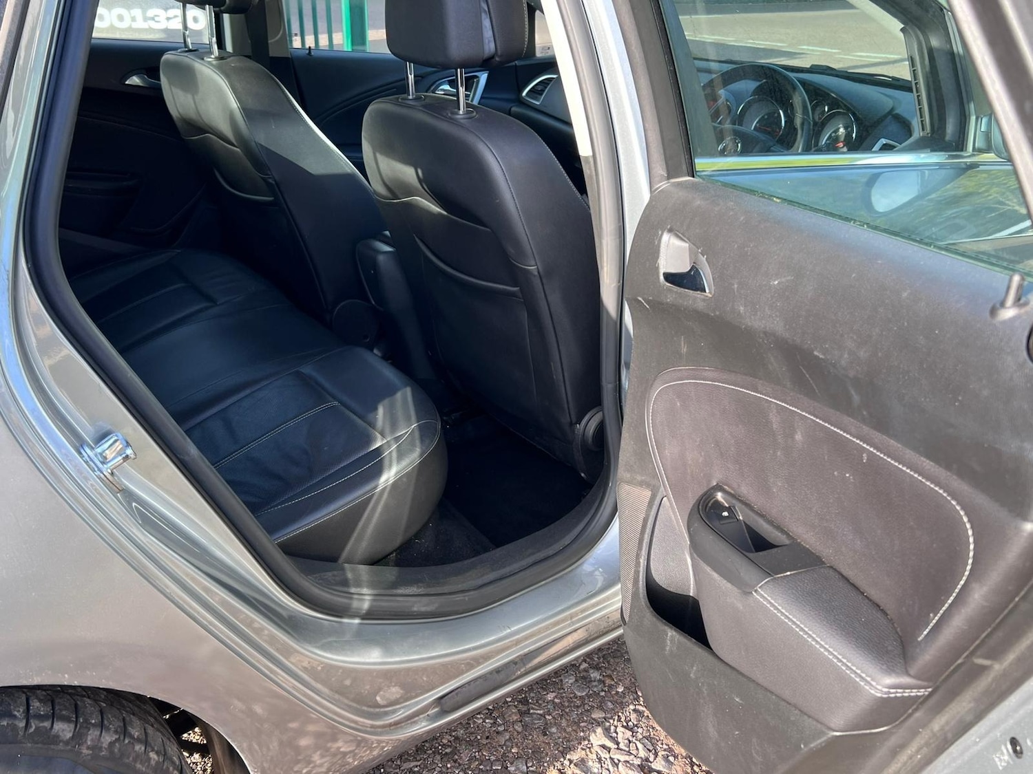 Used Vauxhall Astra 2013 for sale - 76107608: Photo 11
