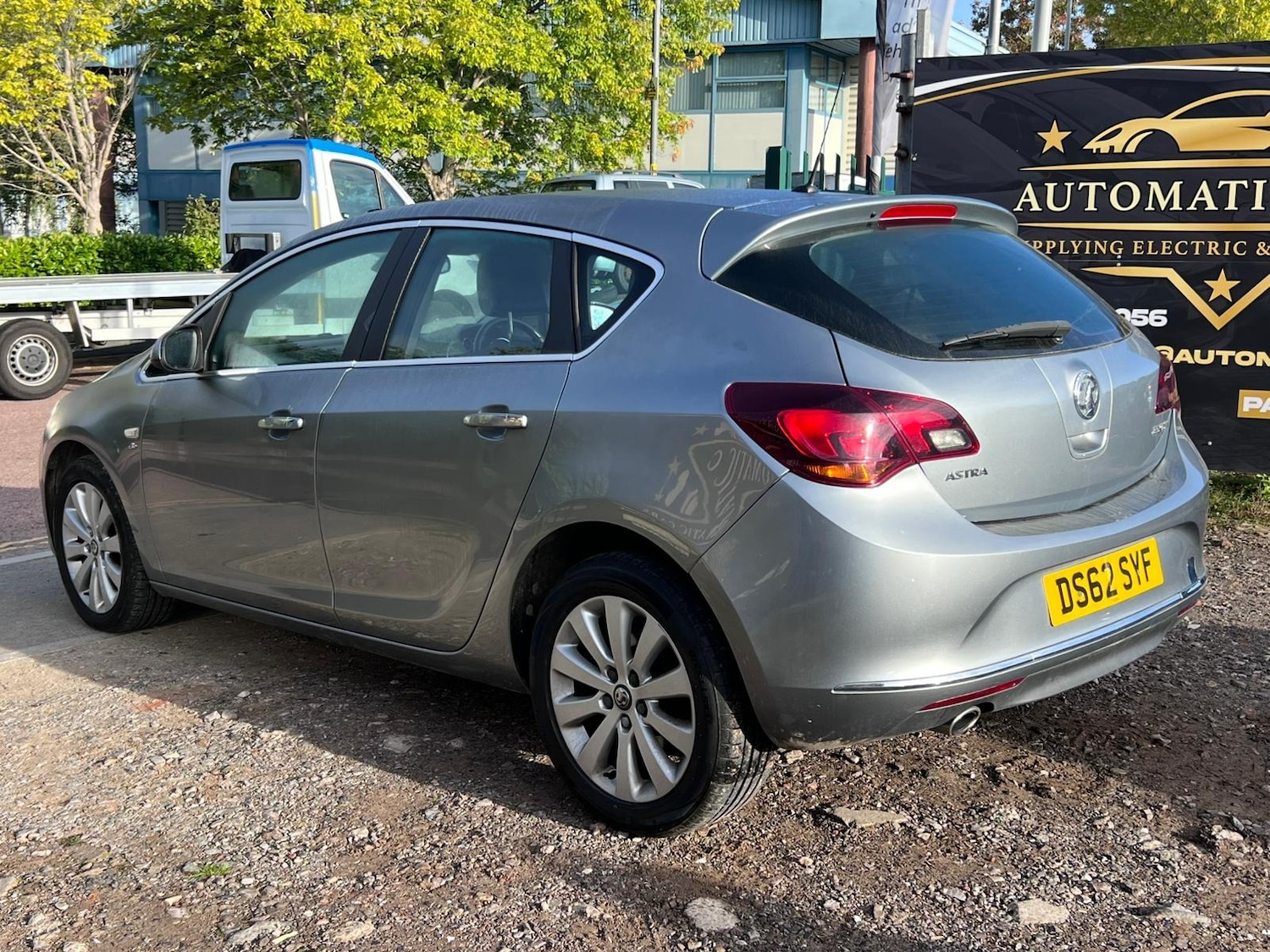 Used Vauxhall Astra 2013 for sale - 76107608: Photo 4