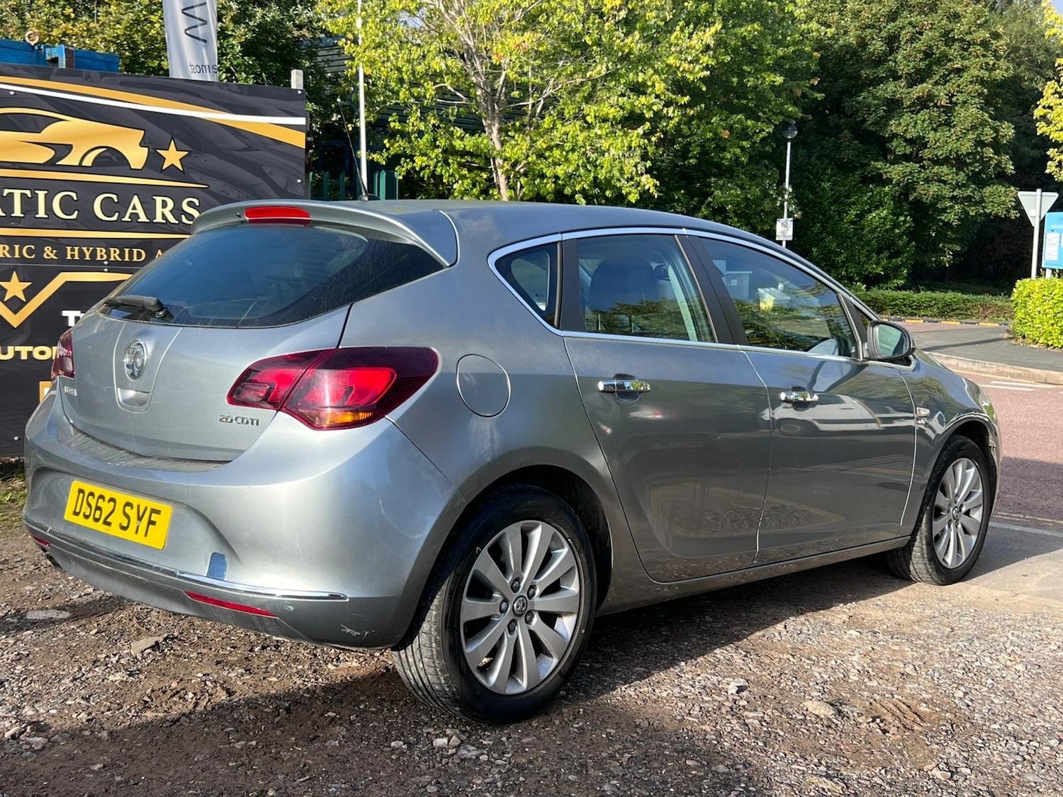 Used Vauxhall Astra 2013 for sale - 76107608: Photo 5