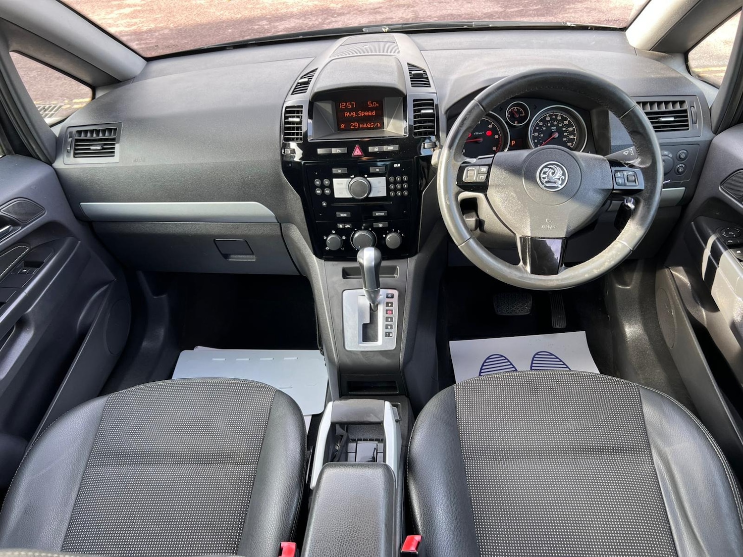 Used Vauxhall Zafira 2010 for sale - 78105738: Photo 19