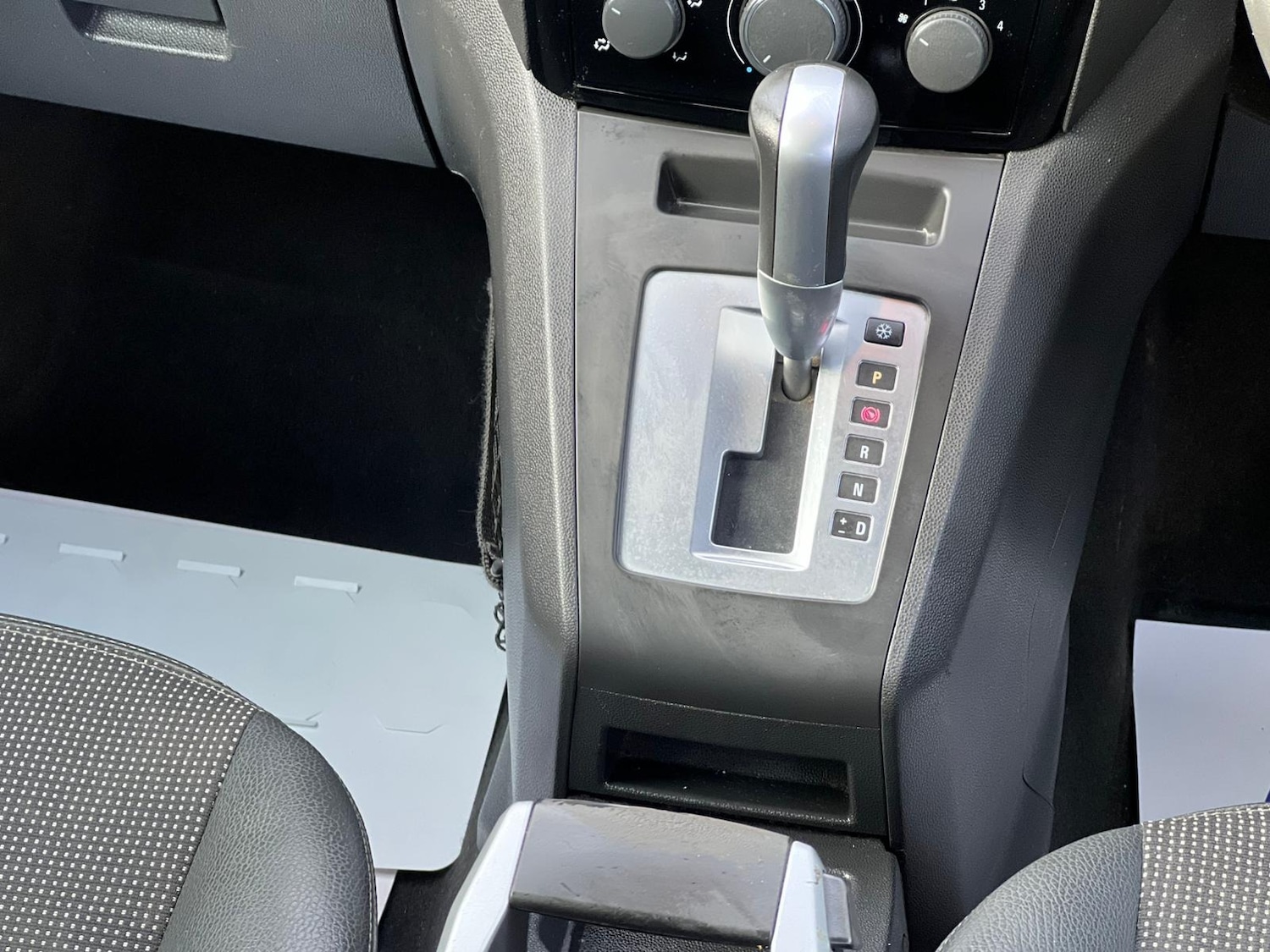 Used Vauxhall Zafira 2010 for sale - 78105738: Photo 22