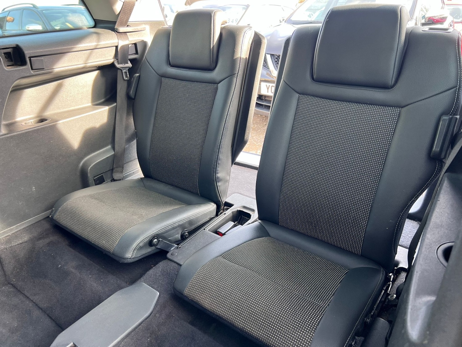 Used Vauxhall Zafira 2010 for sale - 78105738: Photo 25