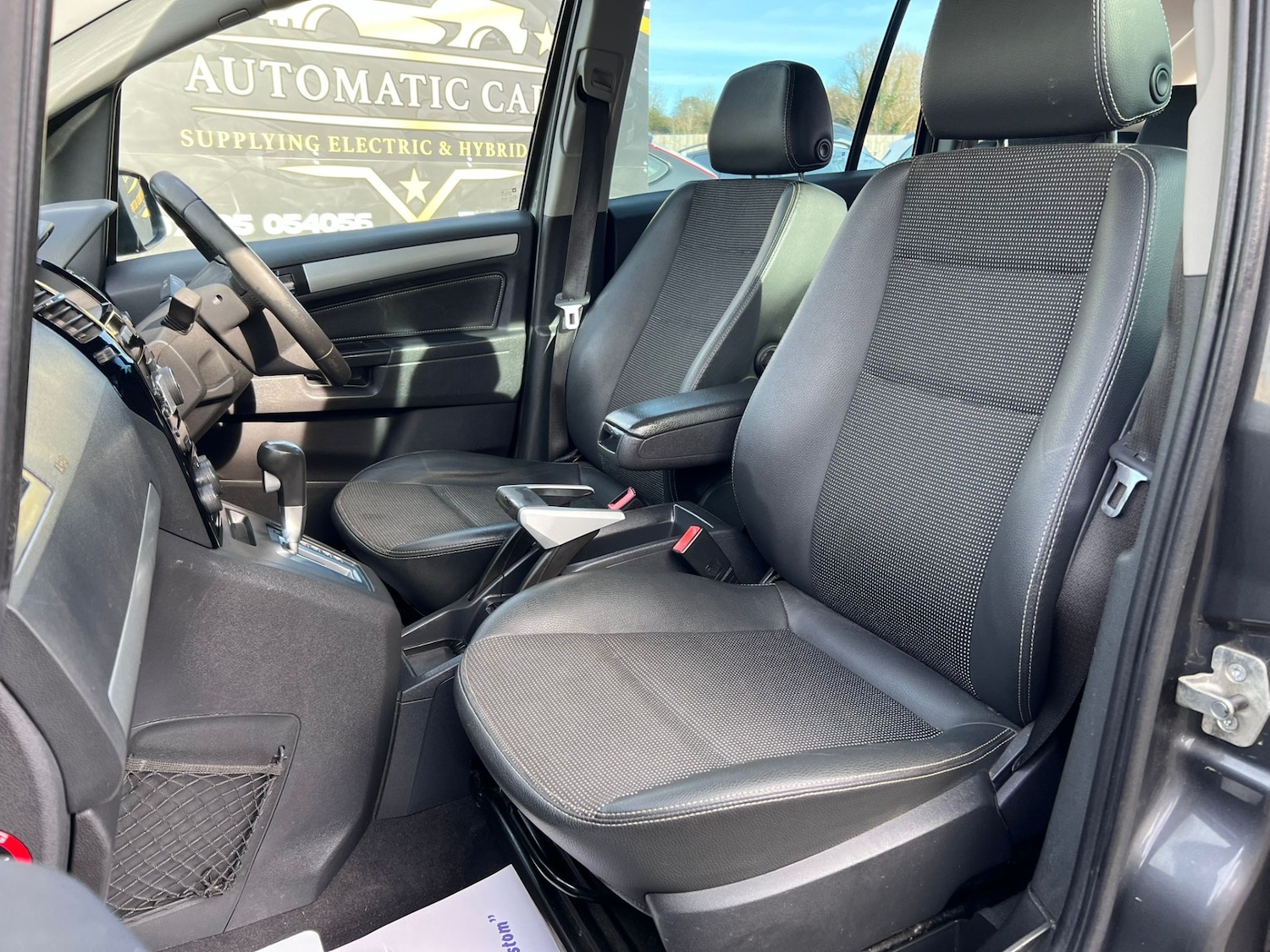 Used Vauxhall Zafira 2010 for sale - 78105738: Photo 31