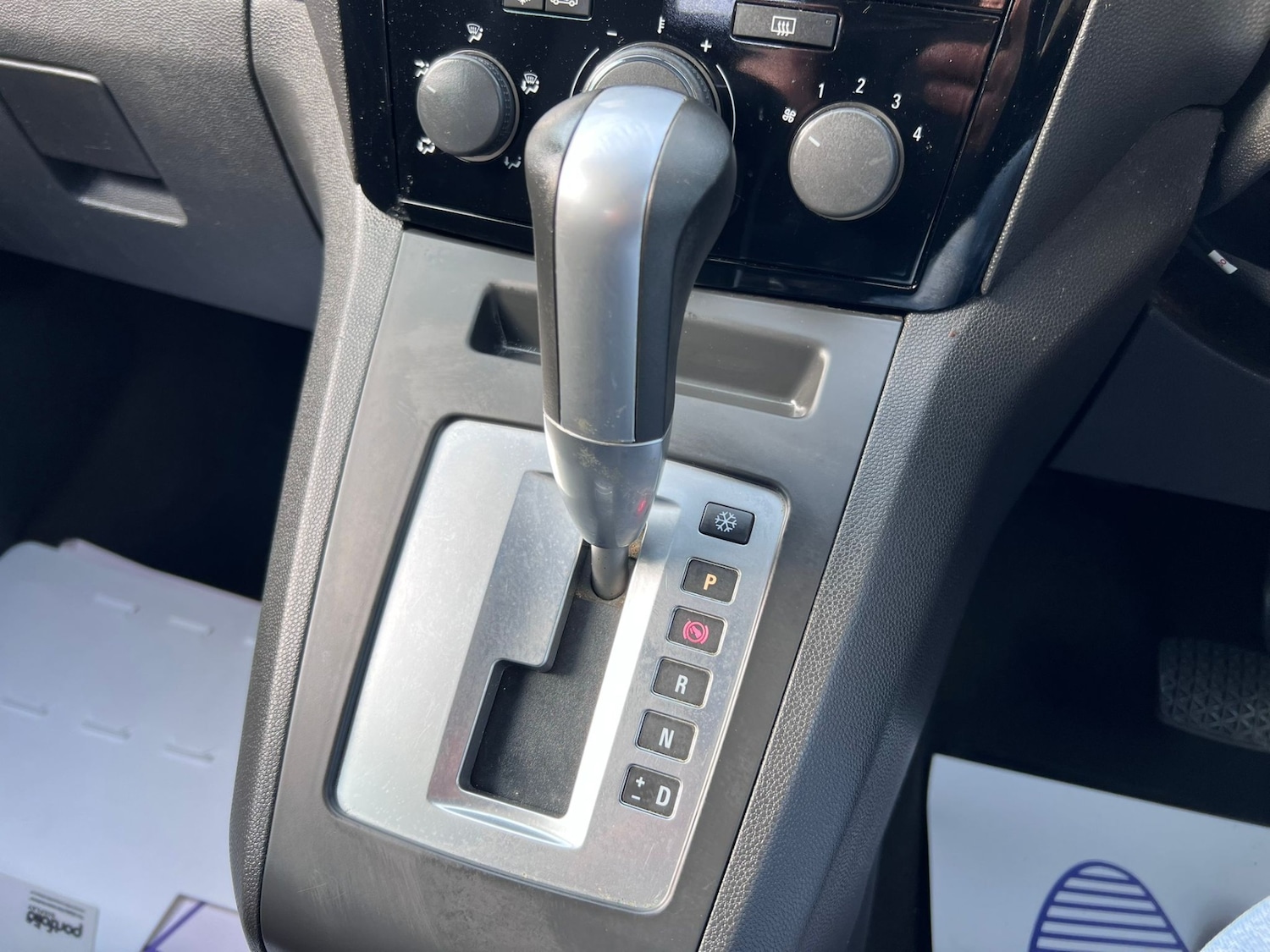 Used Vauxhall Zafira 2010 for sale - 78105738: Photo 32