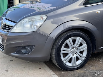 Used Vauxhall Zafira 2010 for sale - 78105738: Photo