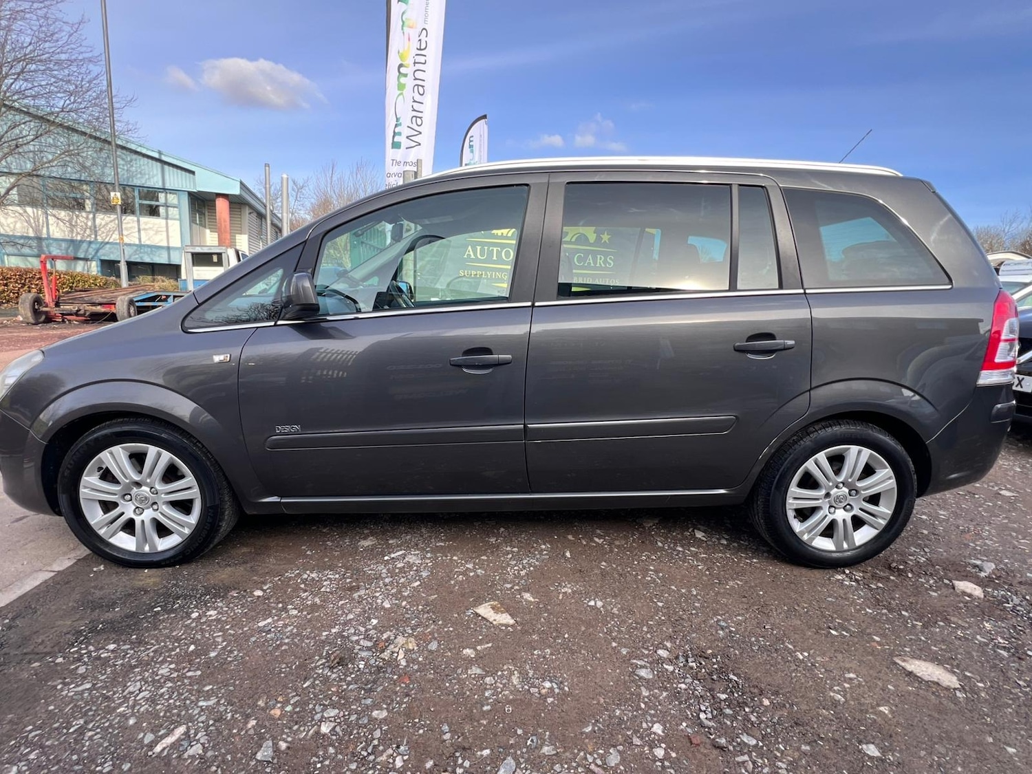 Used Vauxhall Zafira 2010 for sale - 78105738: Photo 5