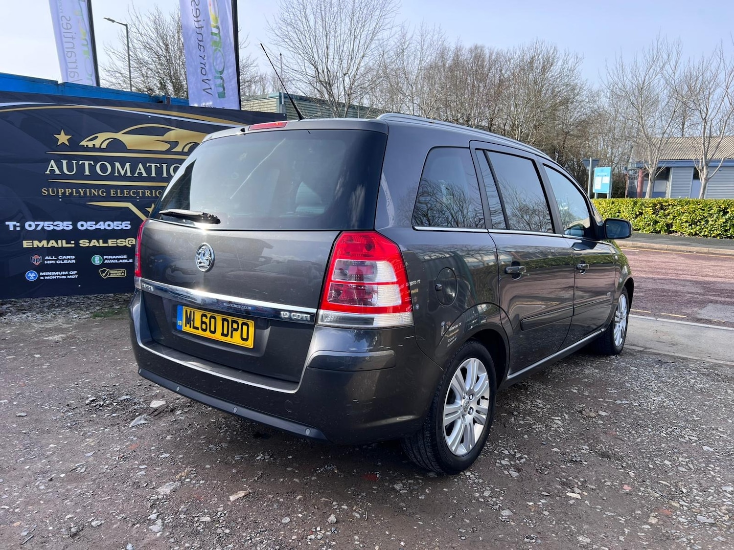 Used Vauxhall Zafira 2010 for sale - 78105738: Photo 8