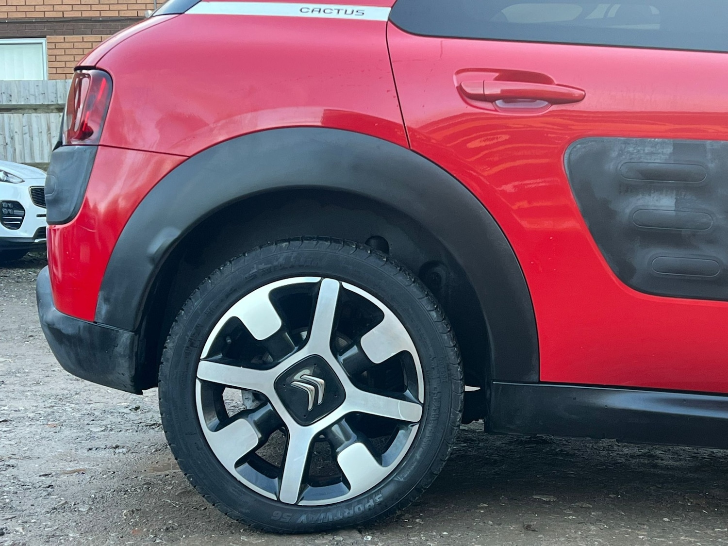Used Citroen C4 Cactus 2015 for sale - 76693886: Photo 12