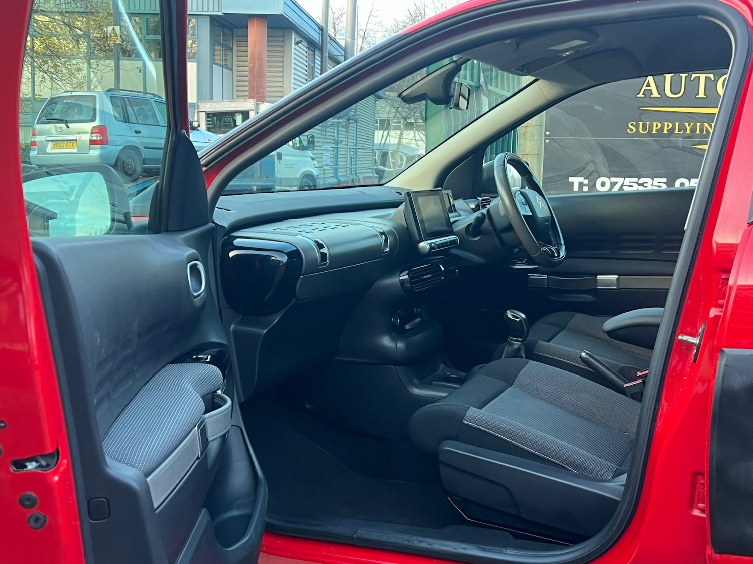 Used Citroen C4 Cactus 2015 for sale - 76693886: Photo 16