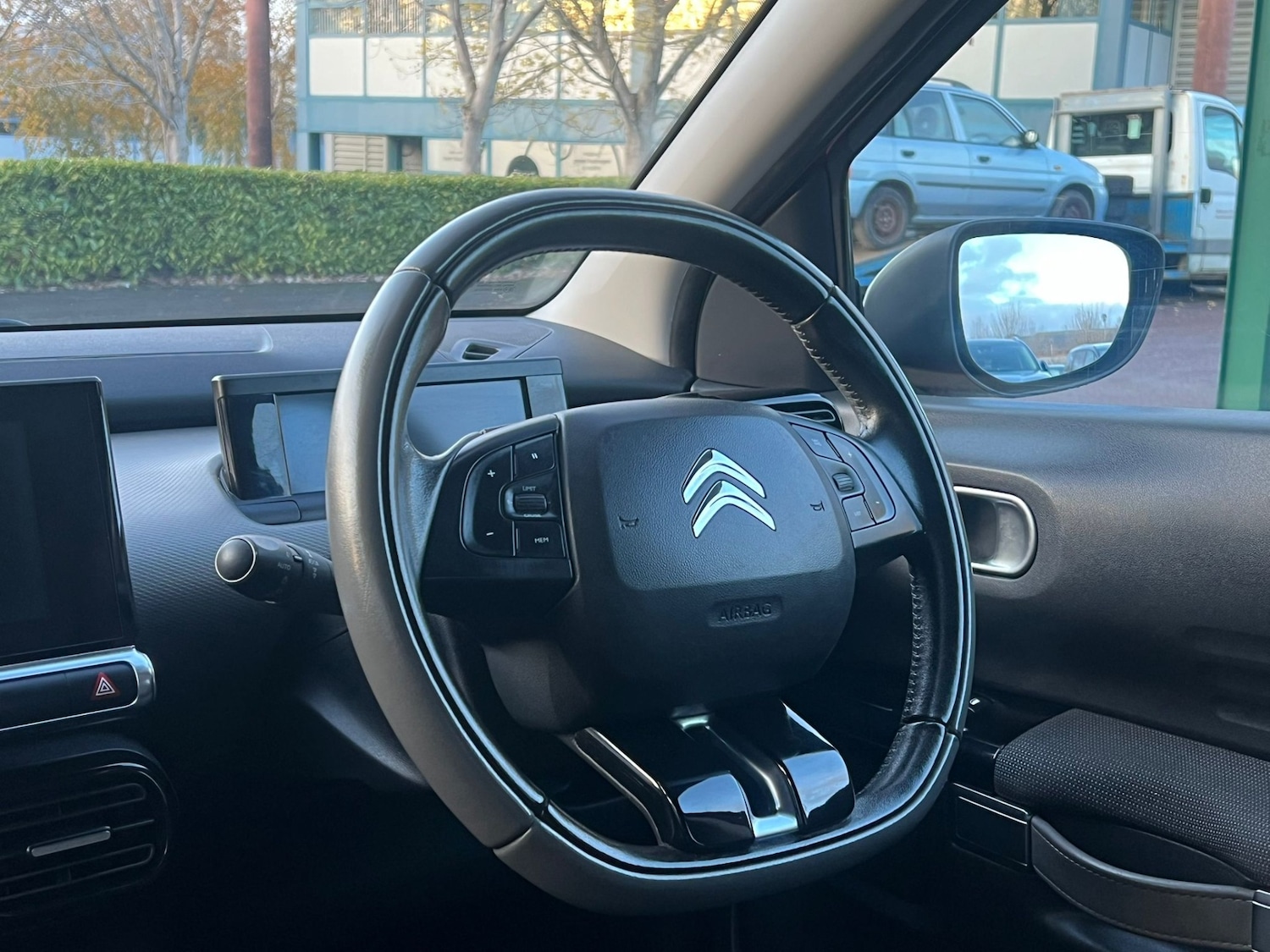 Used Citroen C4 Cactus 2015 for sale - 76693886: Photo 21