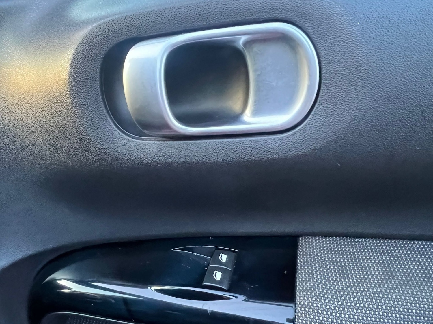 Used Citroen C4 Cactus 2015 for sale - 76693886: Photo 29