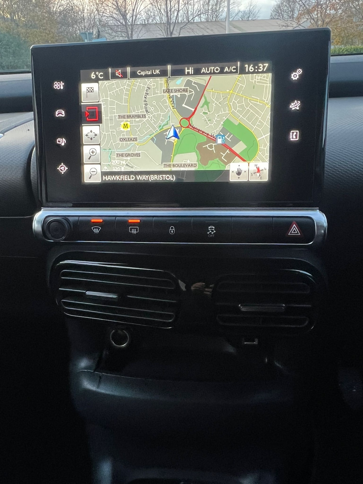 Used Citroen C4 Cactus 2015 for sale - 76693886: Photo 32