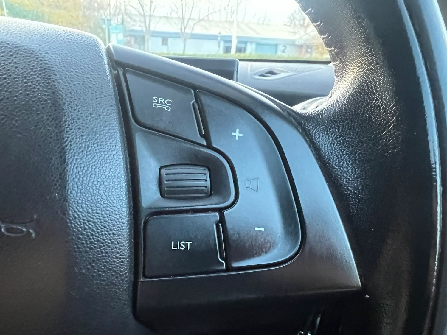 Used Citroen C4 Cactus 2015 for sale - 76693886: Photo 38