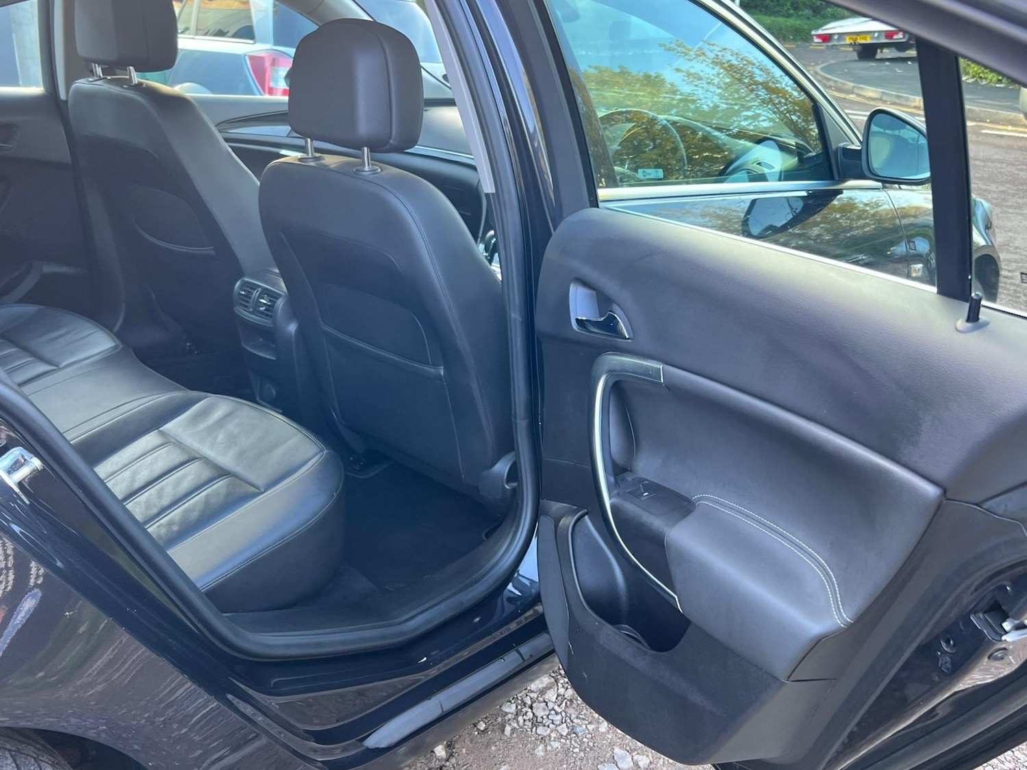 Used Vauxhall Insignia 2016 for sale - 76397174: Photo 10