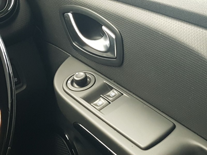 Used Renault Clio 2016 for sale - 77333599: Photo 18