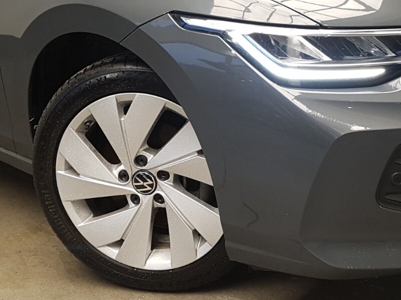 Used Volkswagen Golf 2024 for sale - 77184075: Photo 9