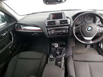 Used BMW 2 Series 2015 for sale - 77024644: Photo