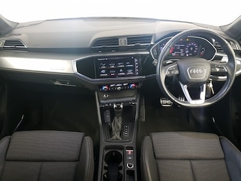 Used Audi Q3 2021 for sale - 76465434: Photo