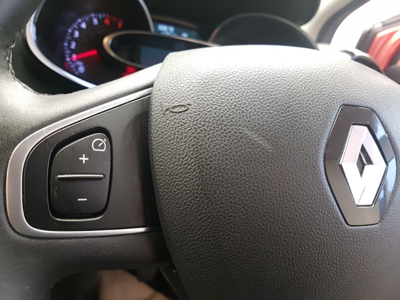 Used Renault Clio 2018 for sale - 76764057: Photo 15