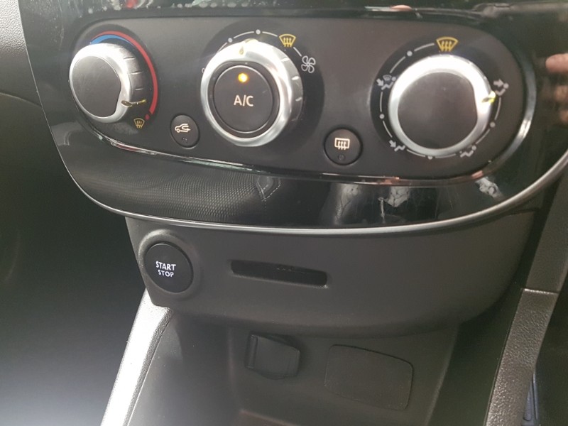 Used Renault Clio 2018 for sale - 76764057: Photo 18