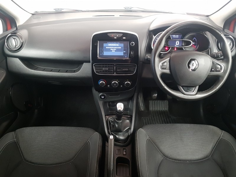 Used Renault Clio 2018 for sale - 76764057: Photo 2