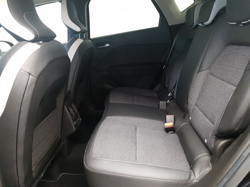 Used Renault Captur 2023 for sale - 76208389: Photo 6