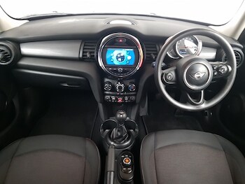 Used MINI Hatch 2018 for sale - 77531140: Photo