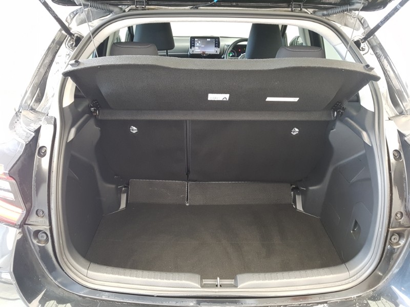 Used Toyota Yaris 2023 for sale - 77956488: Photo 8