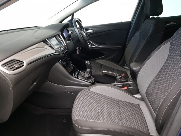 Used Vauxhall Astra 2020 for sale - 76258347: Photo 5