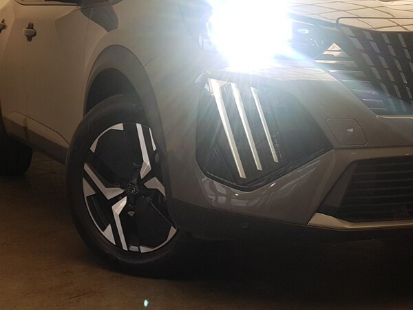 Used Peugeot 2008 2024 for sale - 76054893: Photo 9