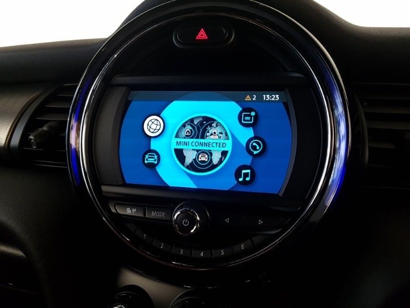 Used MINI Convertible 2019 for sale - 76651773: Photo 10