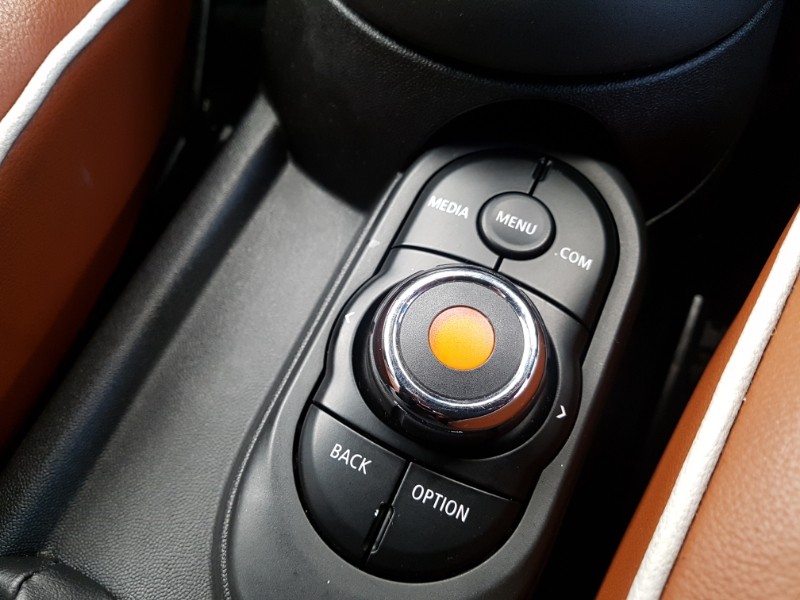 Used MINI Convertible 2019 for sale - 76651773: Photo 17