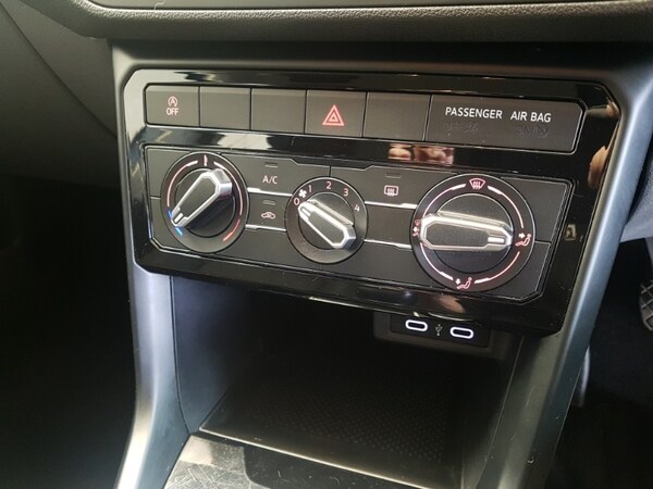 Used Volkswagen T-Cross 2021 for sale - 75675133: Photo 16