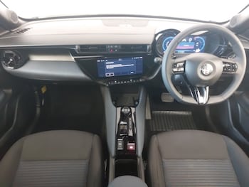 Used Alfa Romeo Junior 2025 for sale - 79087354: Photo