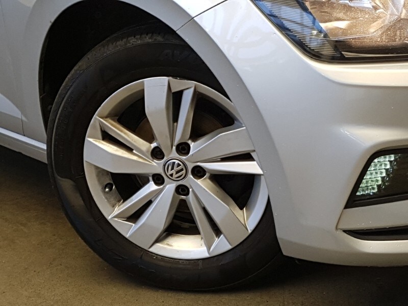 Used Volkswagen Polo 2018 for sale - 77964497: Photo 9