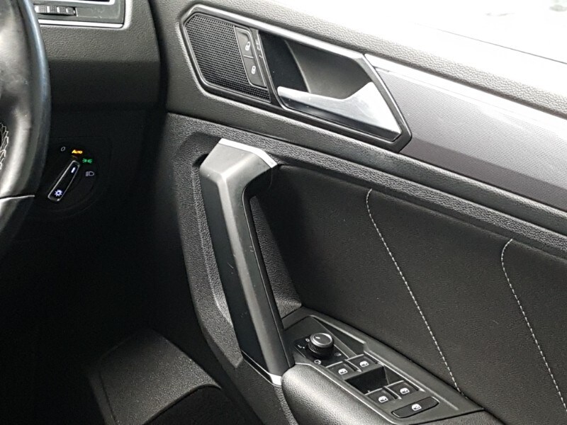 Used Volkswagen Tiguan 2018 for sale - 77645015: Photo 19