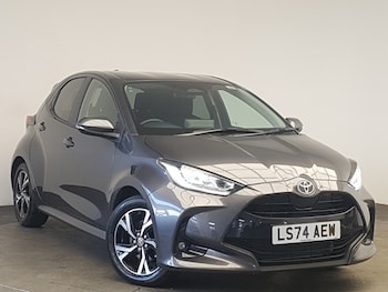 Used Toyota Yaris 2024 for sale - 76169744: Photo