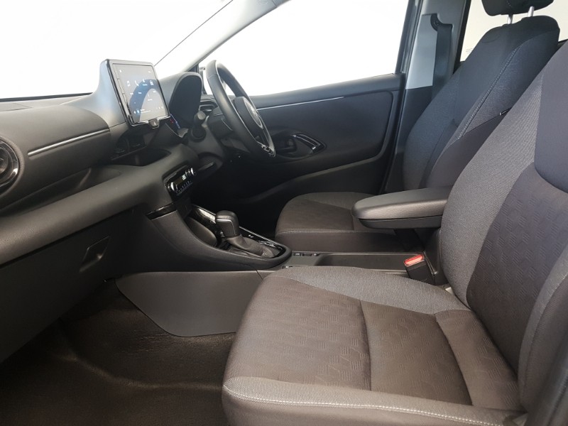 Used Toyota Yaris 2024 for sale - 76169744: Photo 5